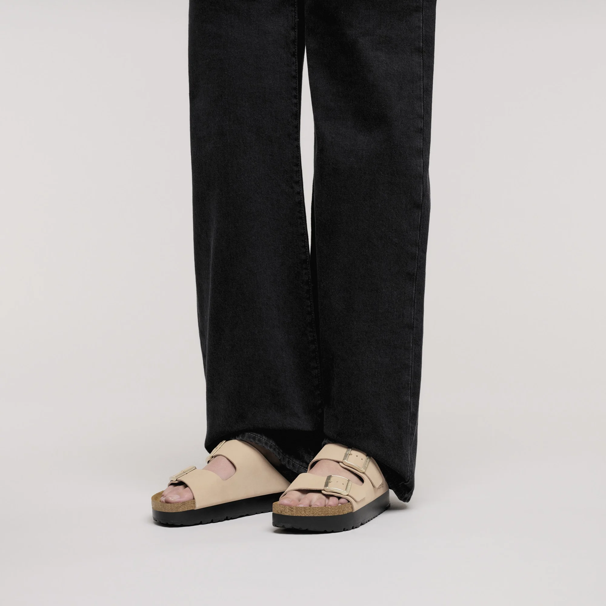Arizona PAP Flex Platform Nubuk Leather Sandcastle - Image 7