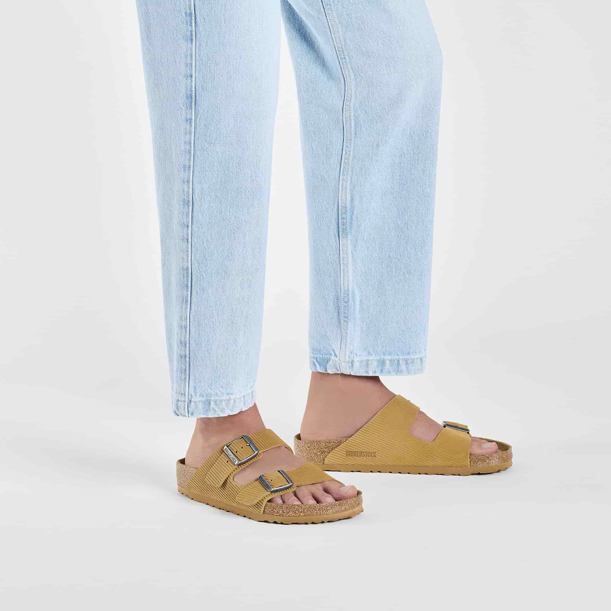 Arizona Suede Embossed - Image 7