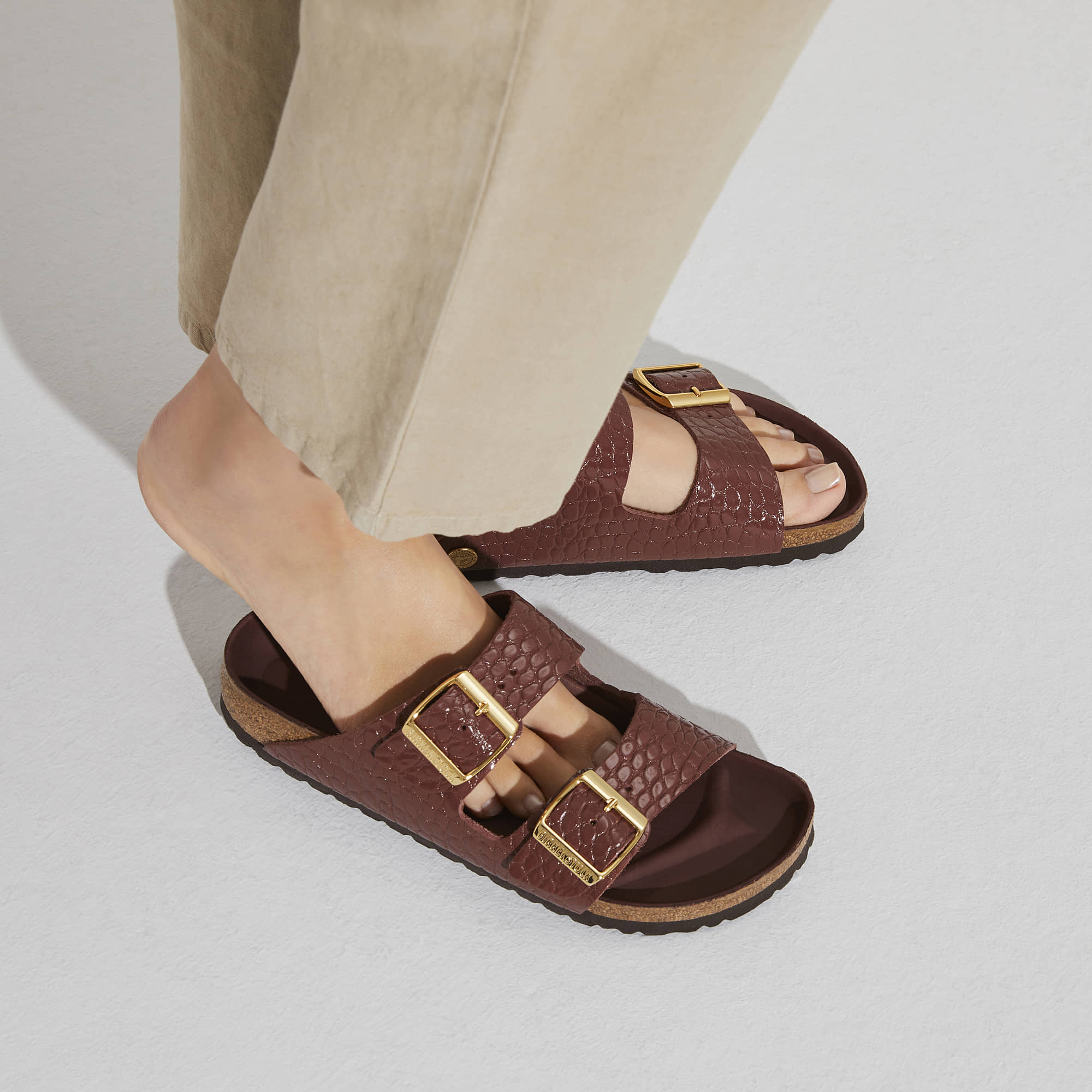 Arizona Rivet Logo Embossed Natural Leather - Image 9