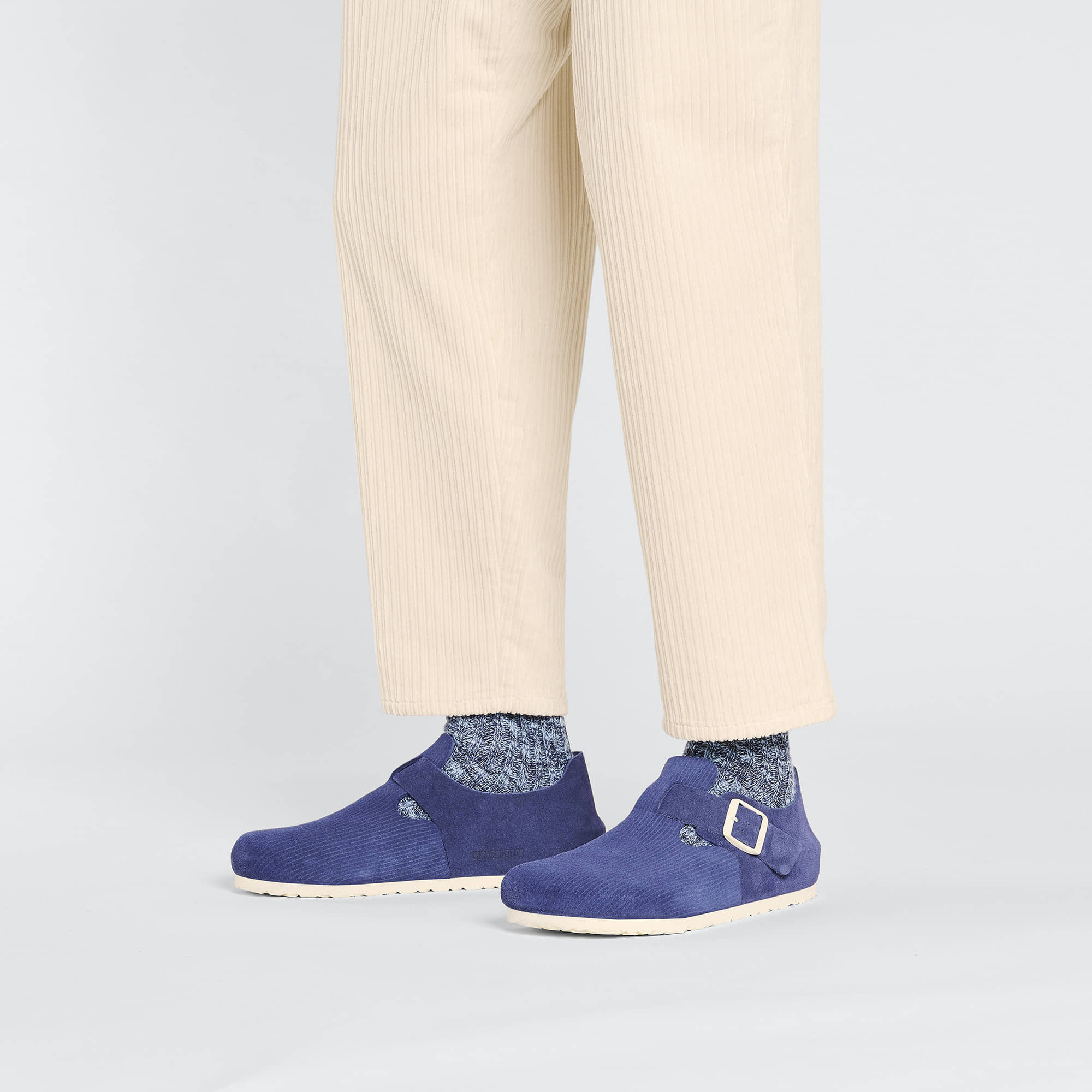 London Suede Leather - Image 8