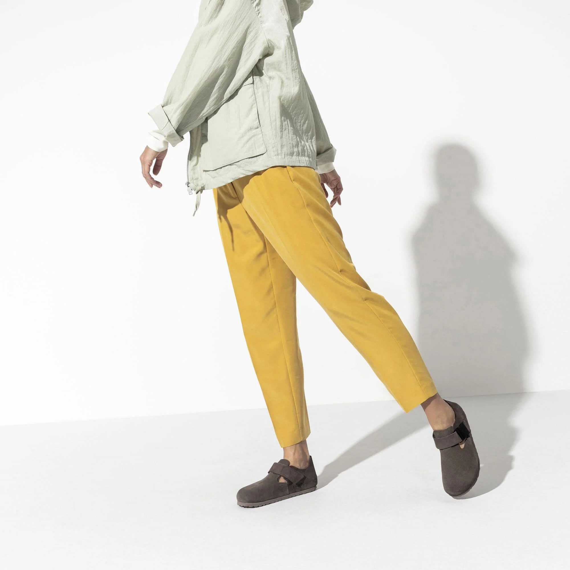 London Tech Suede Leather - Image 8