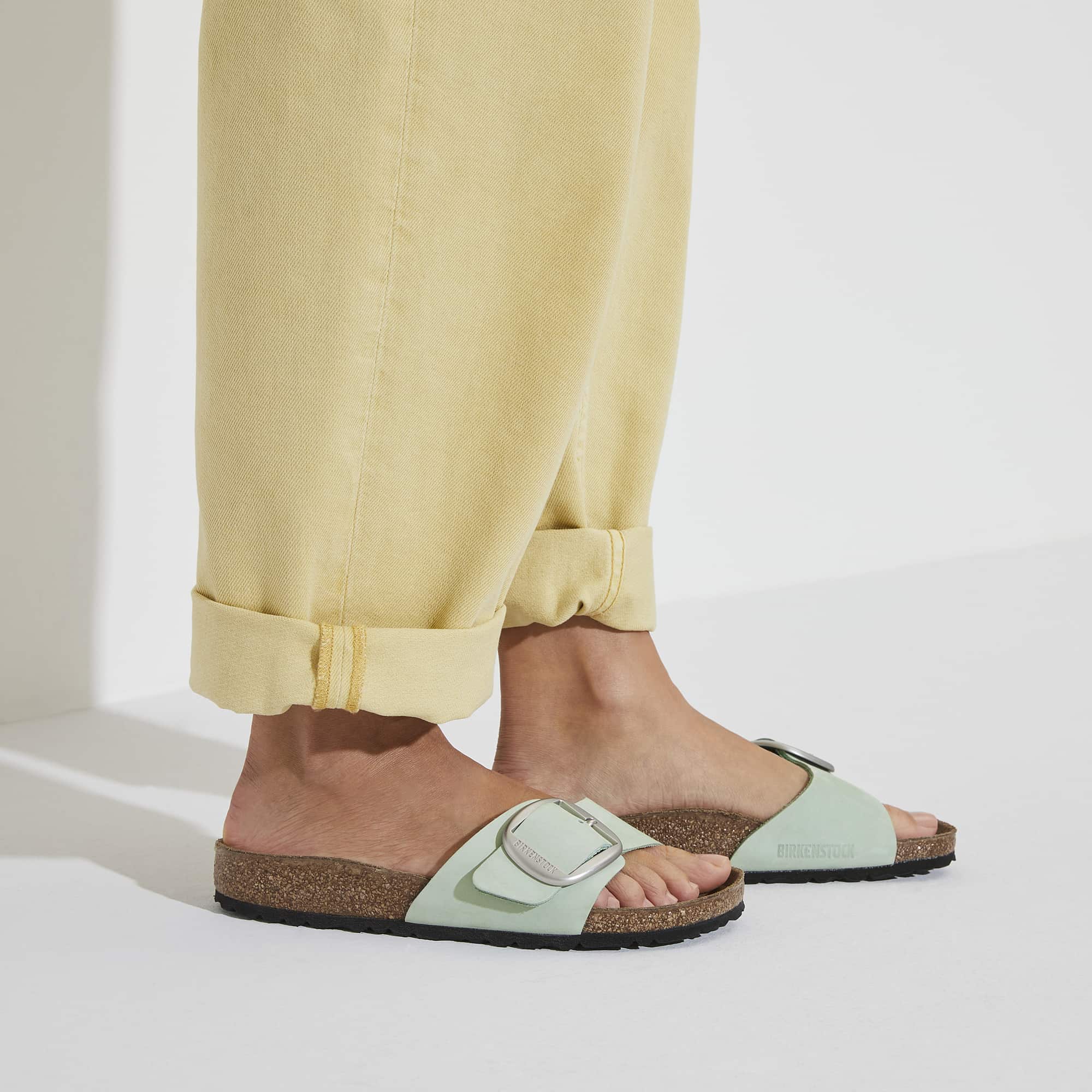 Madrid Big Buckle Nubuck Leather - Image 8