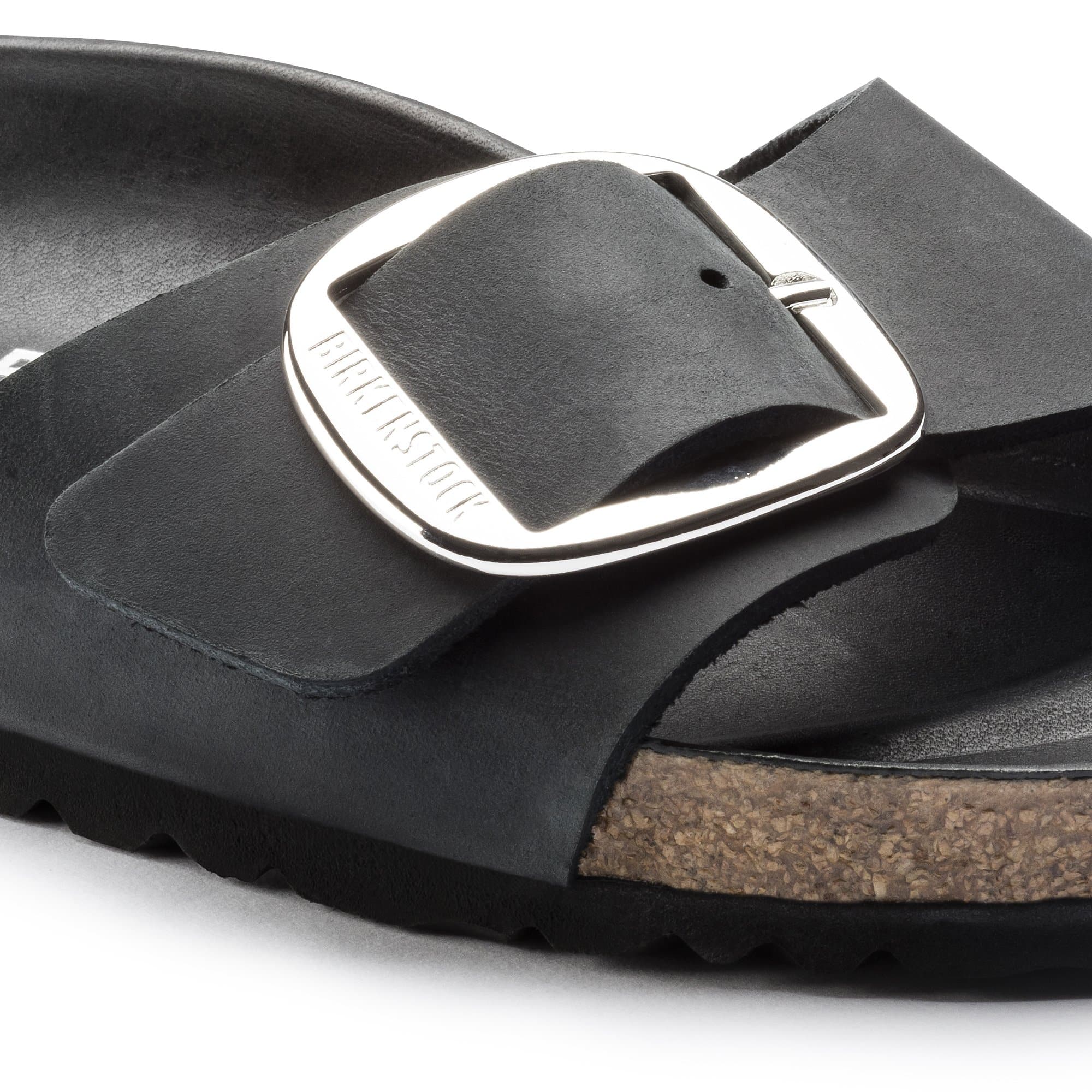 Madrid Big Buckle Oiled Leather - Image 6