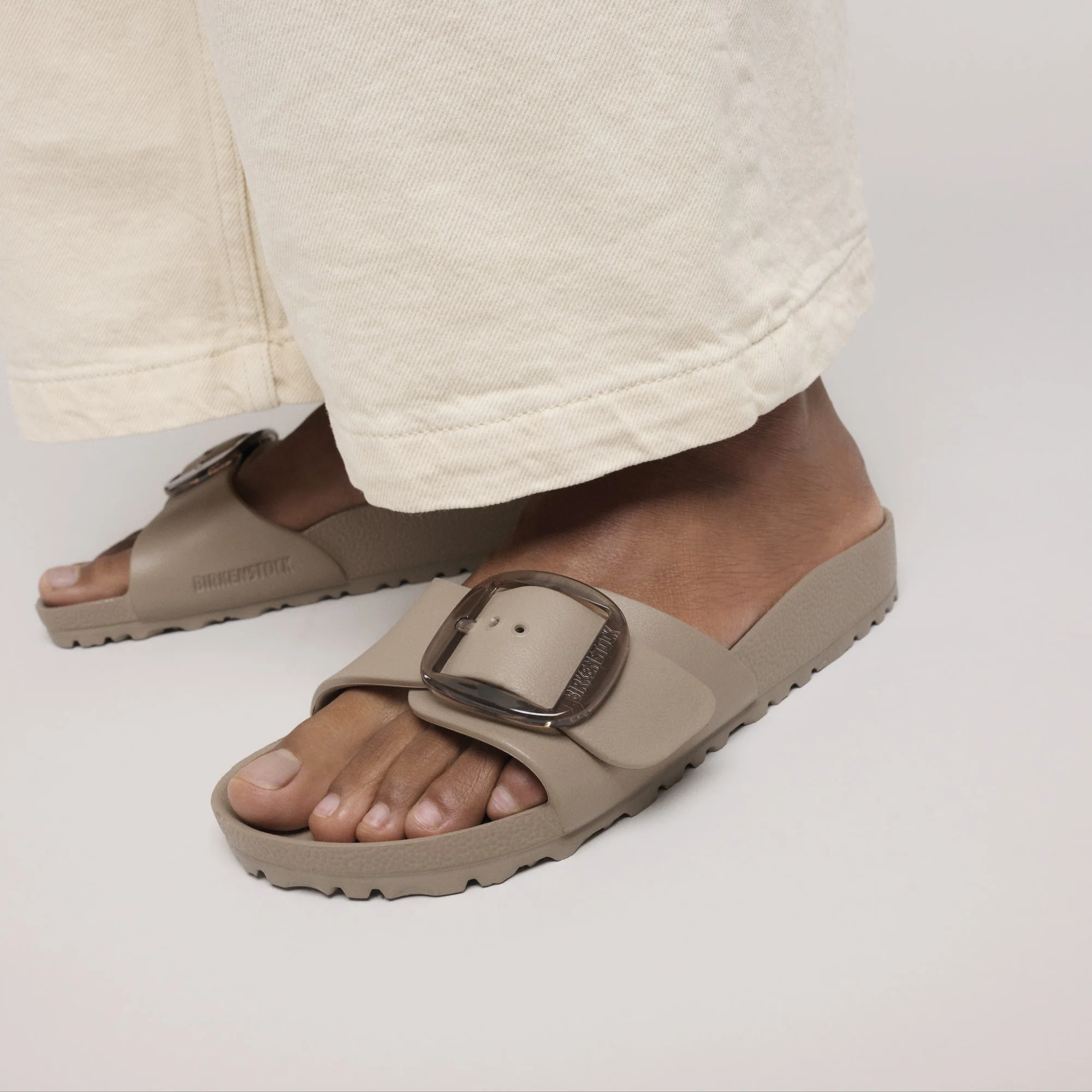 Madrid Big Buckle EVA Gray Taupe - Image 8
