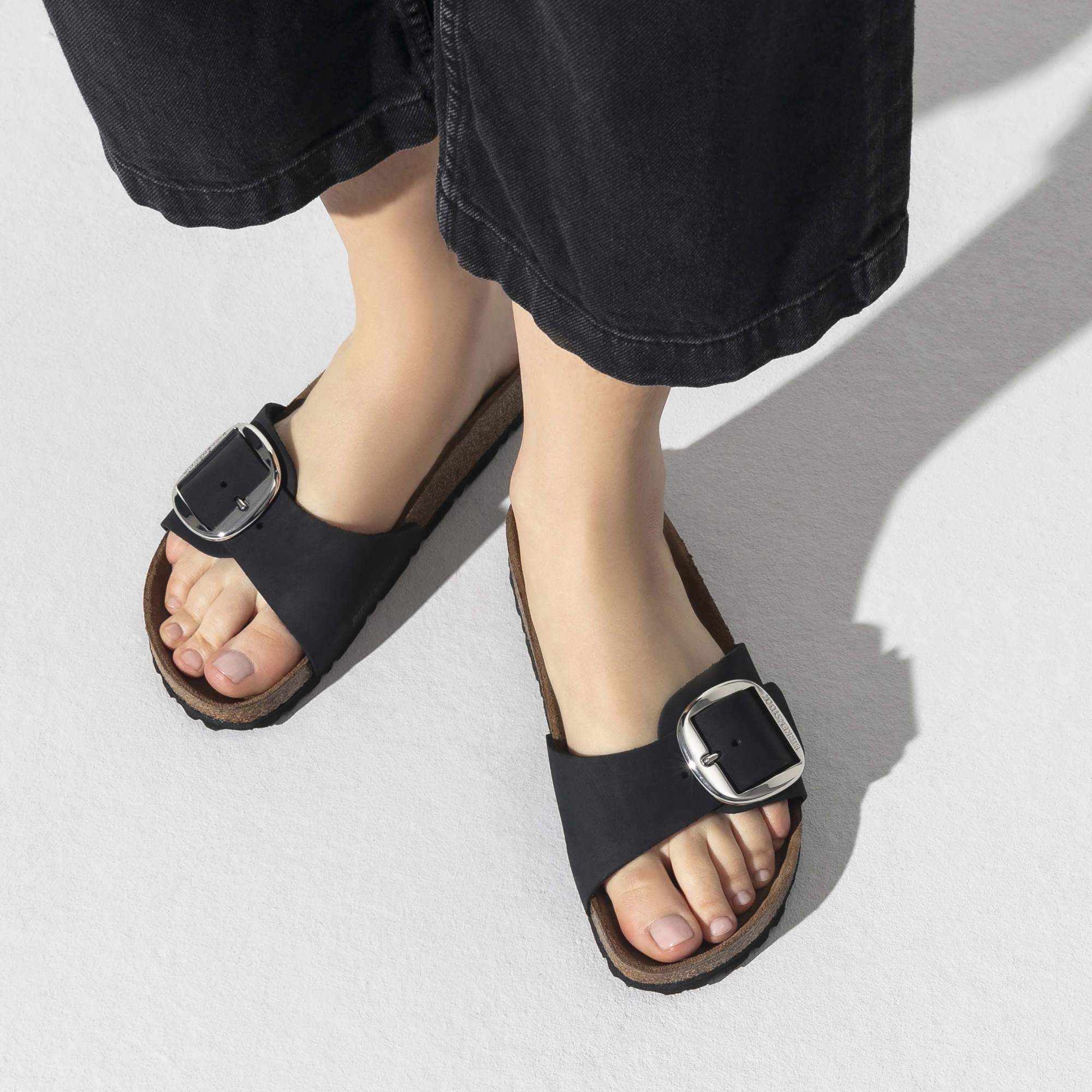 Madrid Big Buckle Nubuck Leather - Image 8