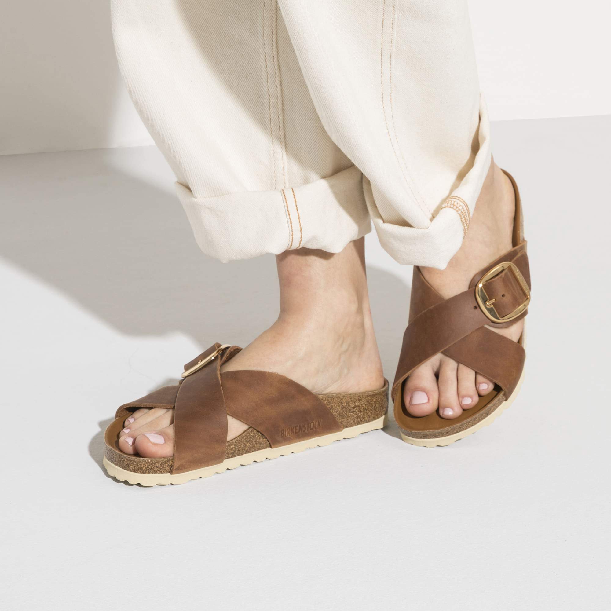 Siena Big Buckle Oiled Leather - Image 8